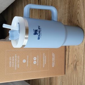 NIB Stanley Quencher 40 oz